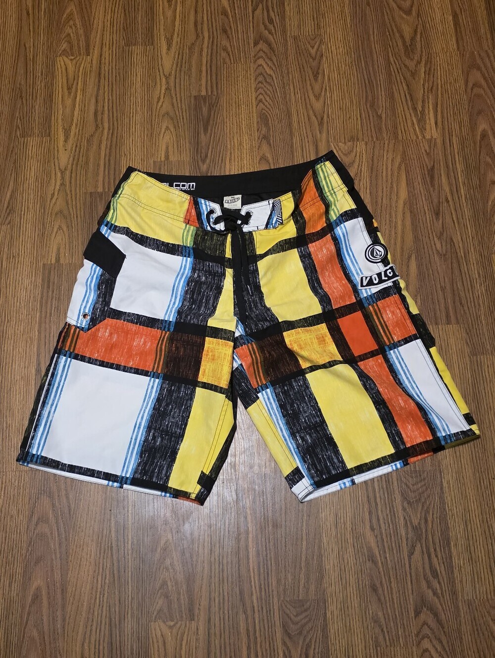 Vintage Volcom Hampton Mod Board Shorts Mens 32 Y2K Skate Surf Beach Trunks E49
